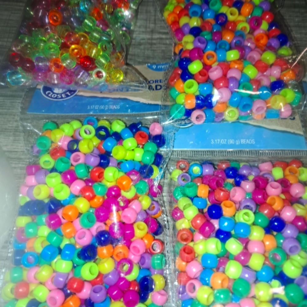 6 bags unopened pony beads